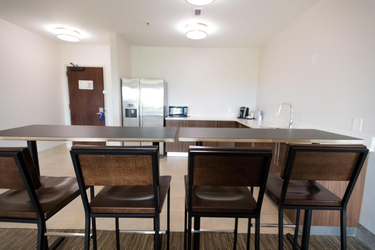 Holiday Inn Express & Suites Lexington North West-The Vineyard By Ihg Eksteriør billede
