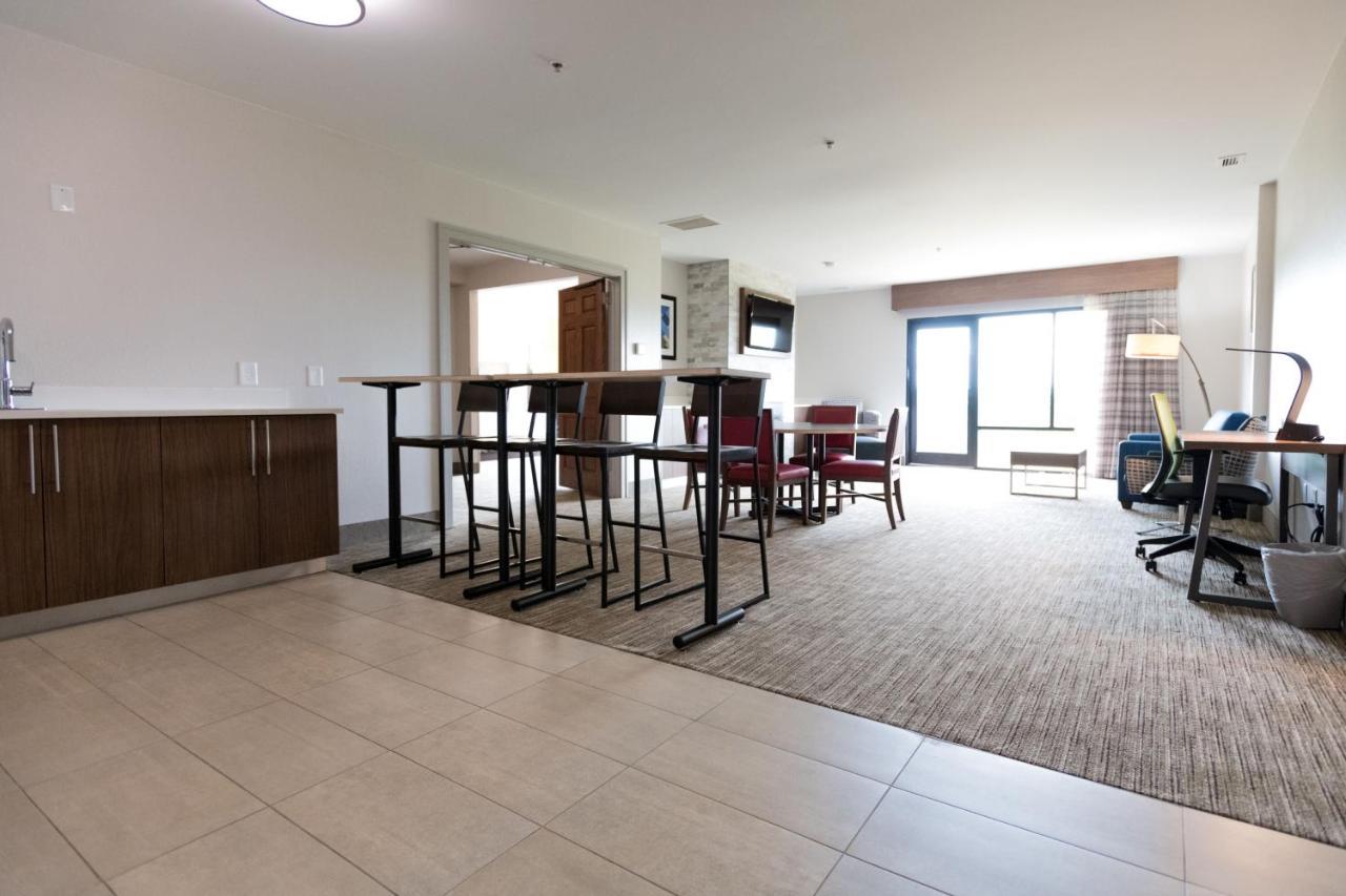 Holiday Inn Express & Suites Lexington North West-The Vineyard By Ihg Eksteriør billede
