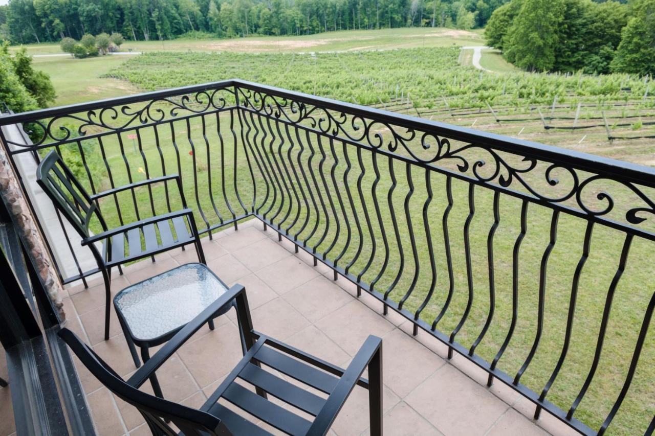 Holiday Inn Express & Suites Lexington North West-The Vineyard By Ihg Eksteriør billede