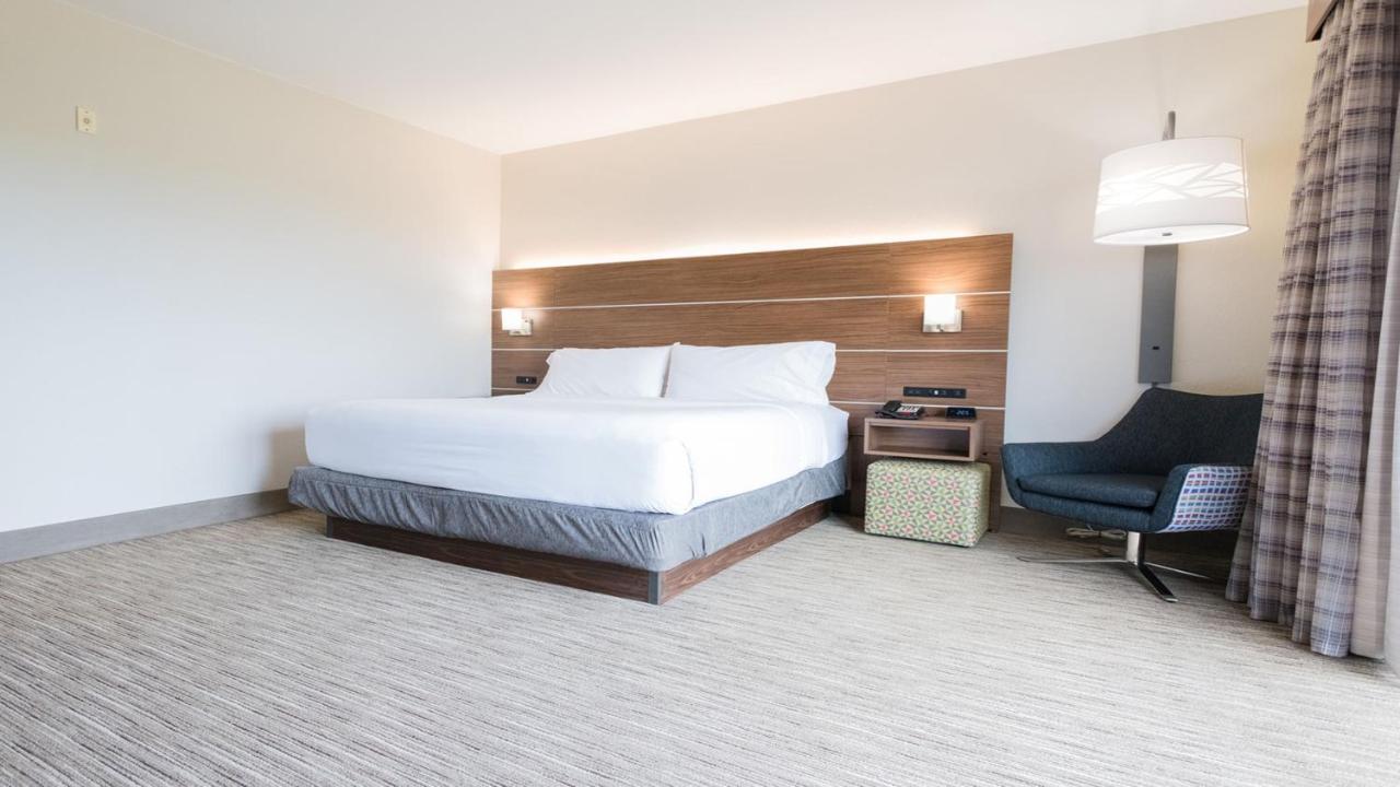 Holiday Inn Express & Suites Lexington North West-The Vineyard By Ihg Eksteriør billede