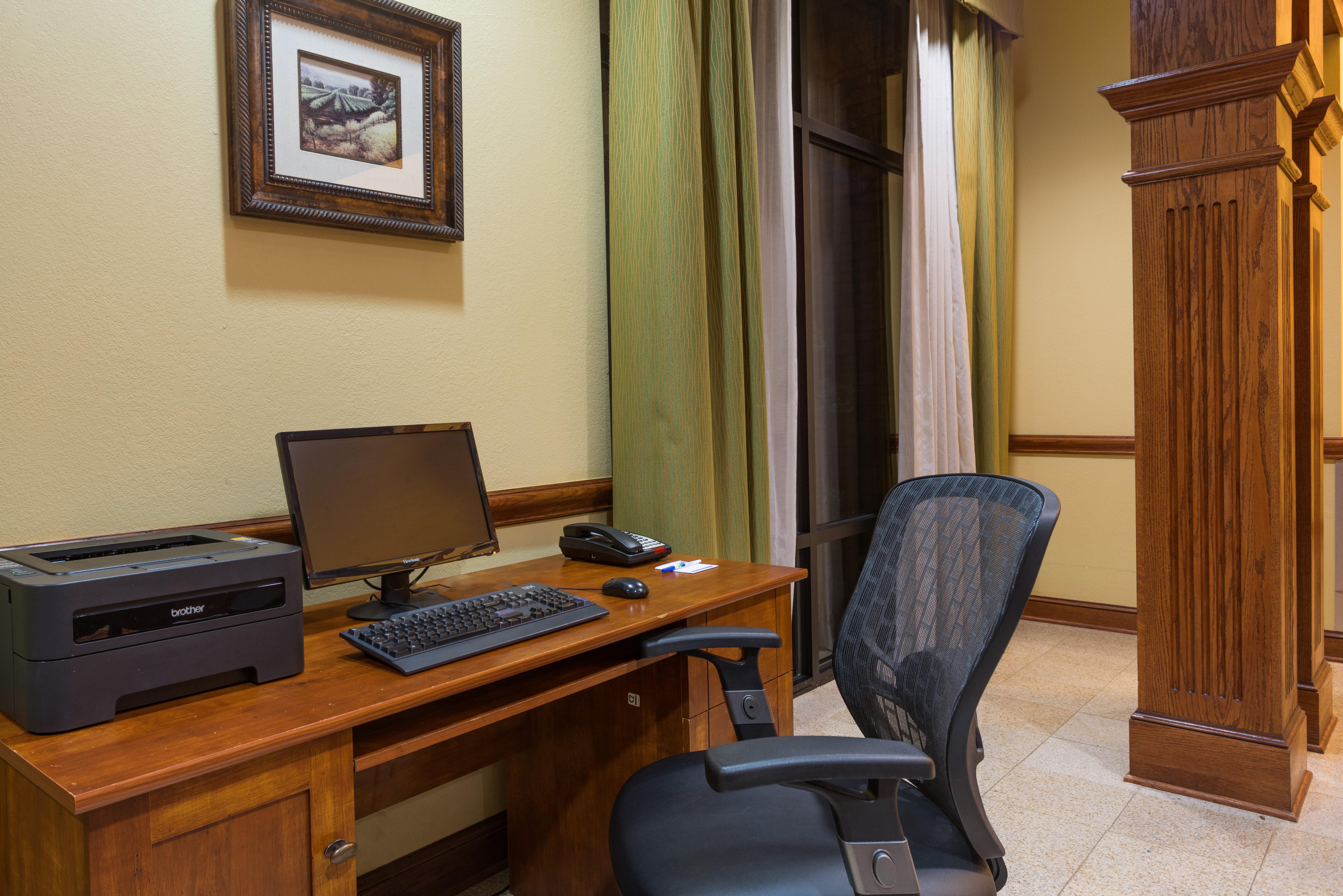 Holiday Inn Express & Suites Lexington North West-The Vineyard By Ihg Eksteriør billede
