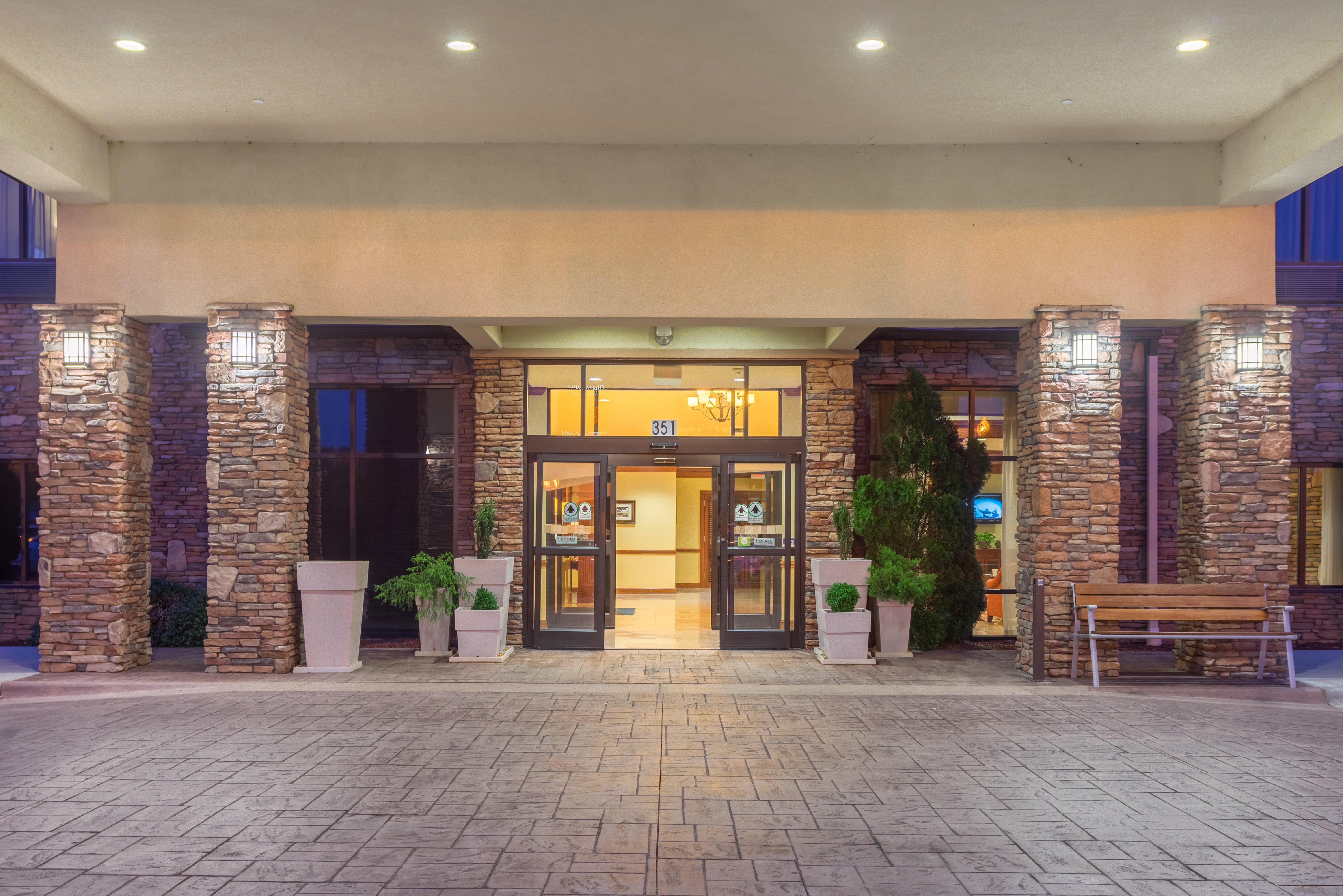 Holiday Inn Express & Suites Lexington North West-The Vineyard By Ihg Eksteriør billede