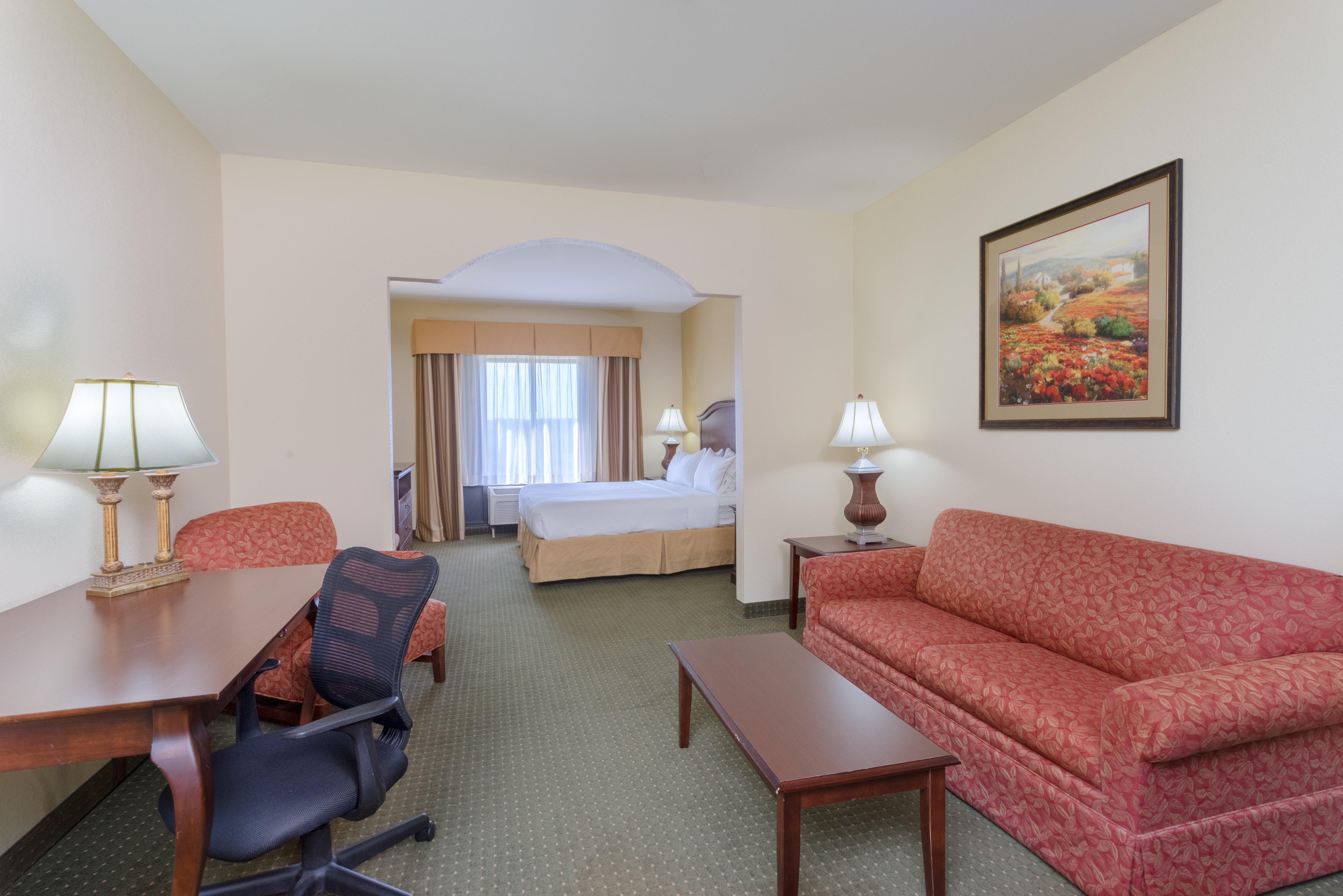 Holiday Inn Express & Suites Lexington North West-The Vineyard By Ihg Eksteriør billede
