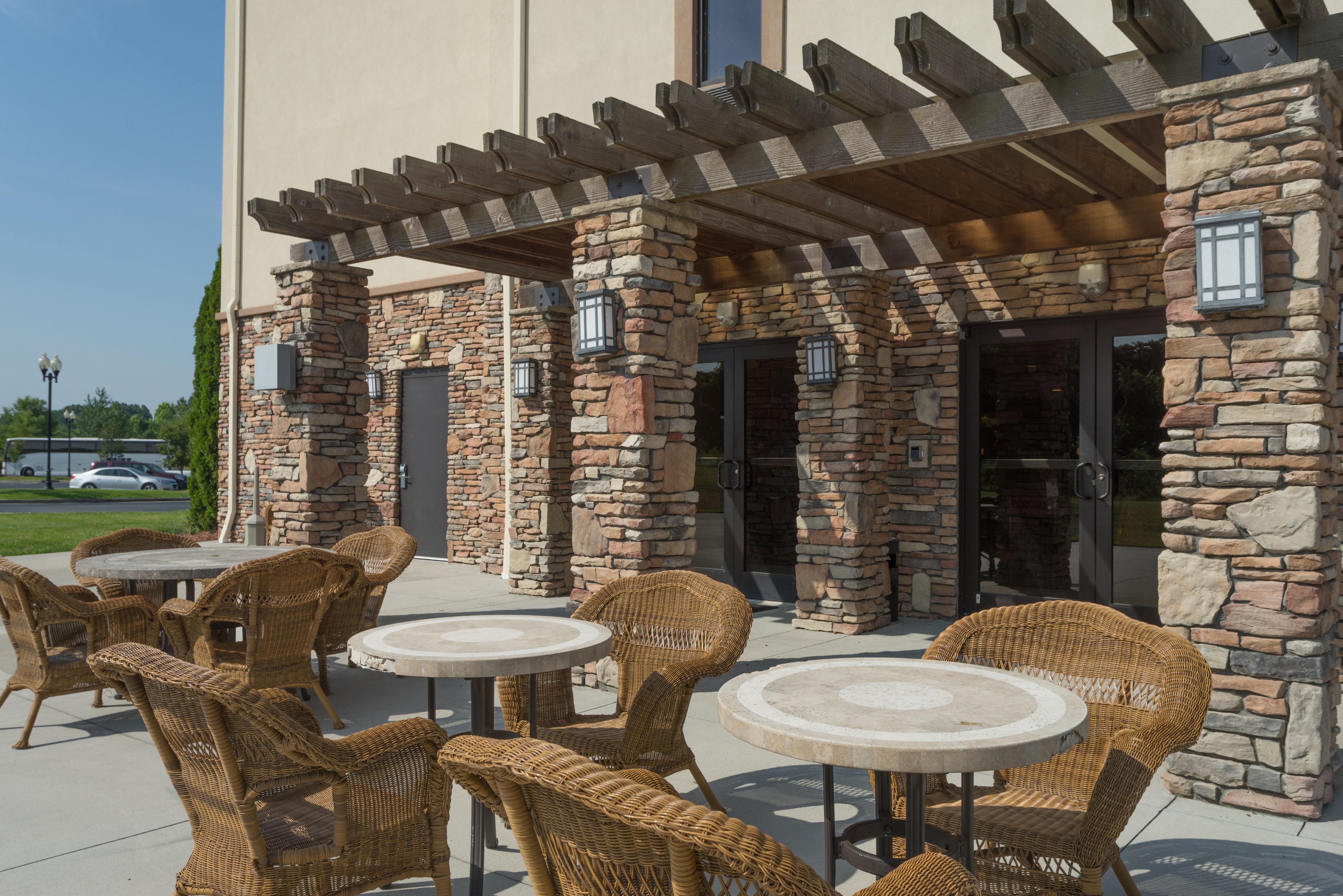 Holiday Inn Express & Suites Lexington North West-The Vineyard By Ihg Eksteriør billede